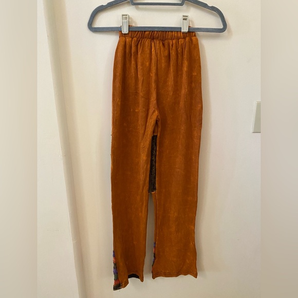 KPC 100% Cotton Boho Embroidered Girls Pants Size M Rust Brown Floral & Appliqué - Picture 6 of 7